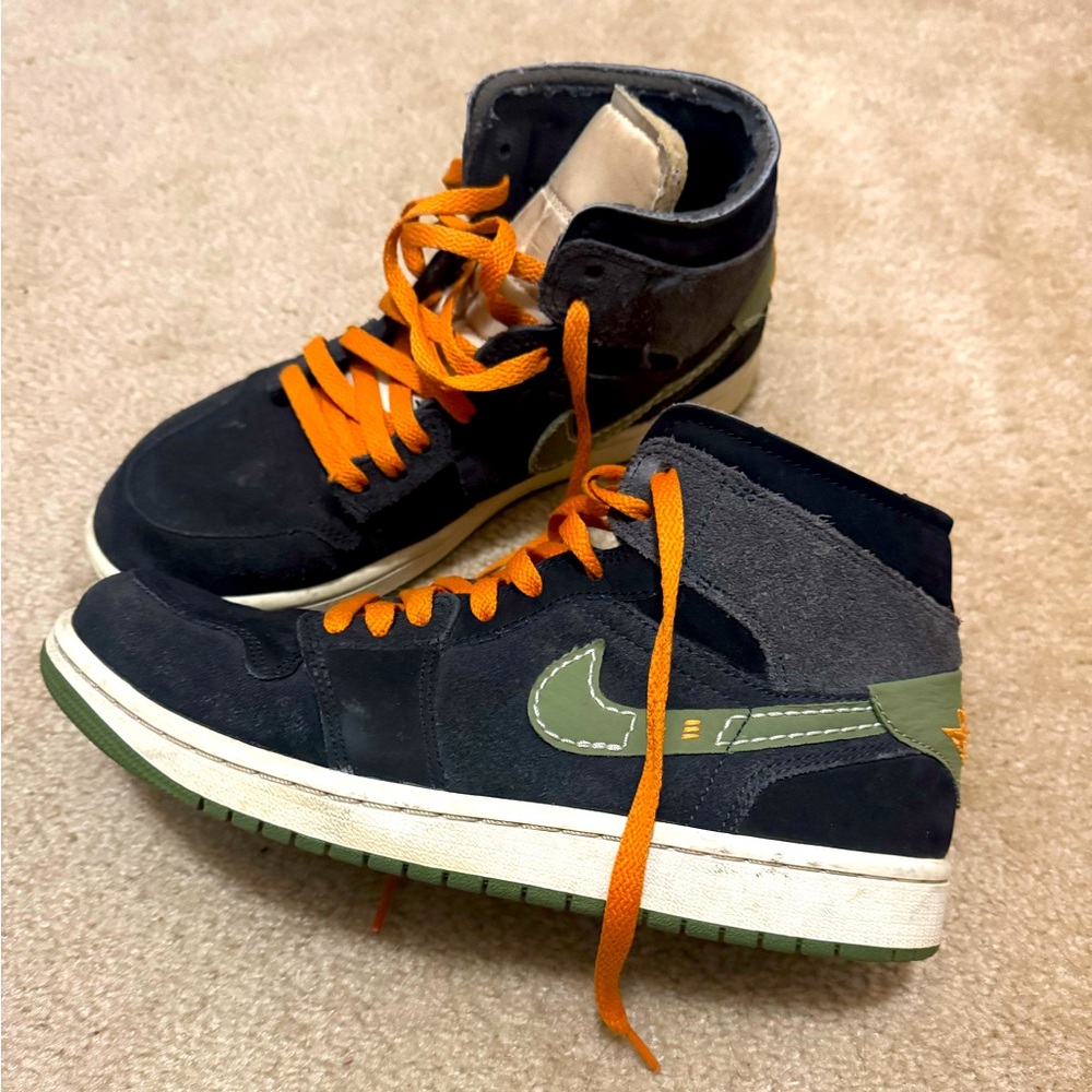 SOLD- Jordan Men 8